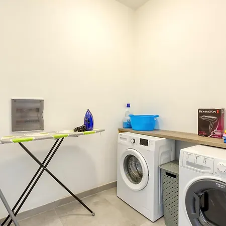 Annitchka Mansions - In Malta Birkirkara