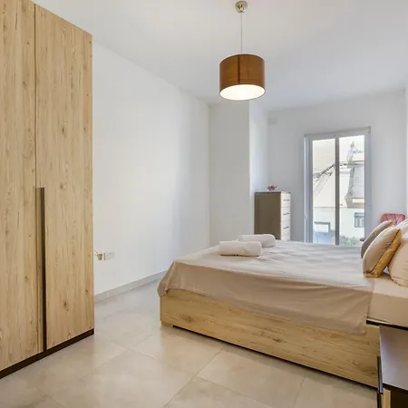 Apartmán Annitchka Mansions - Pool In Malta Birkirkara