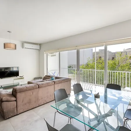 Annitchka Mansions - In Malta *