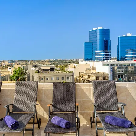 Annitchka Mansions - Pool In Malta Apartment *