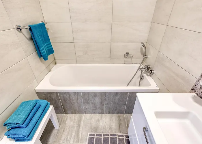 Annitchka Mansions - In Malta Appartement