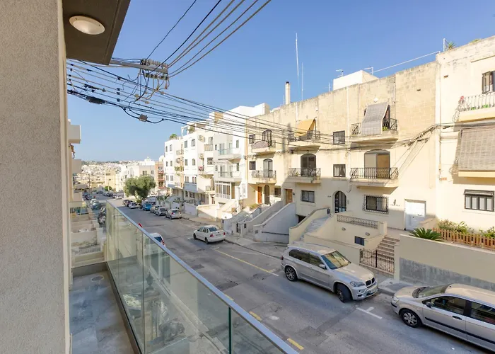 Annitchka Mansions - In Malta Appartement *